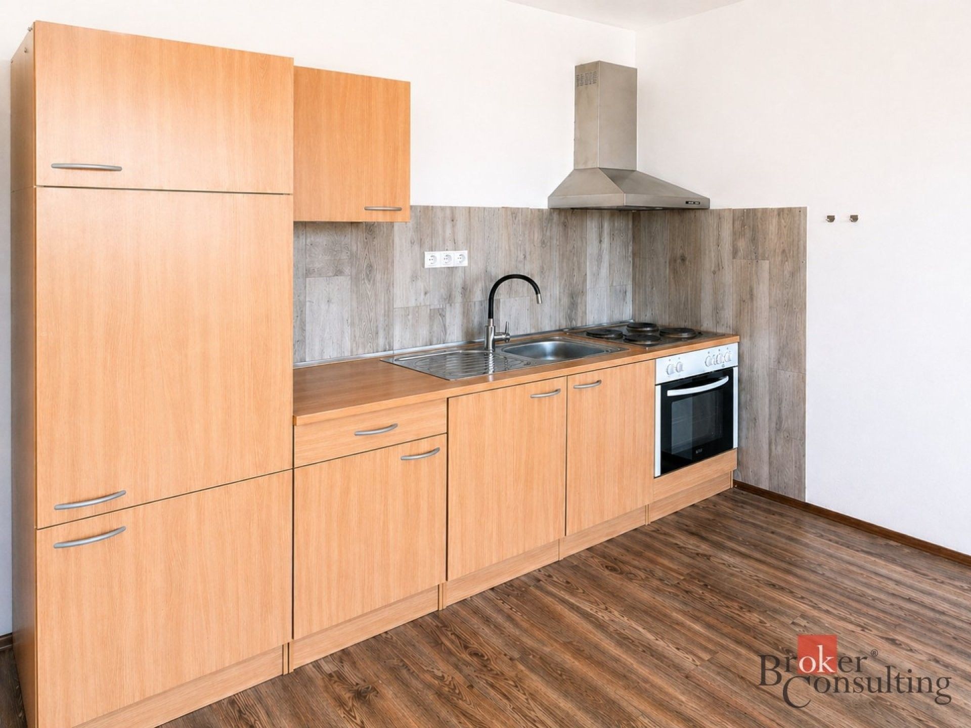 Byt 3+1 · 77 m² · Čsl. partyzánů, Děčín - 4