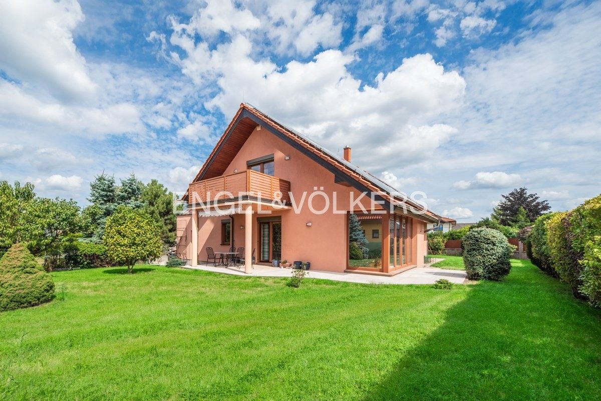 Rodinné domy, Roithova 954, Praha Šeberov, 270 m² - 1