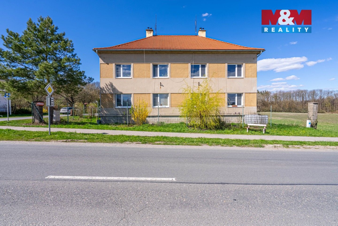 Činžovní domy, Lesní, Dymokury, 280 m² - 1