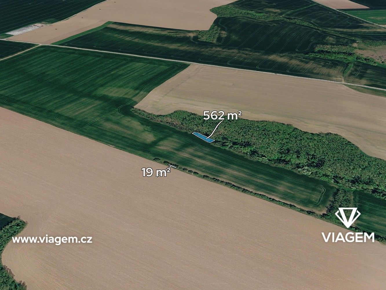 Les, 387 m²