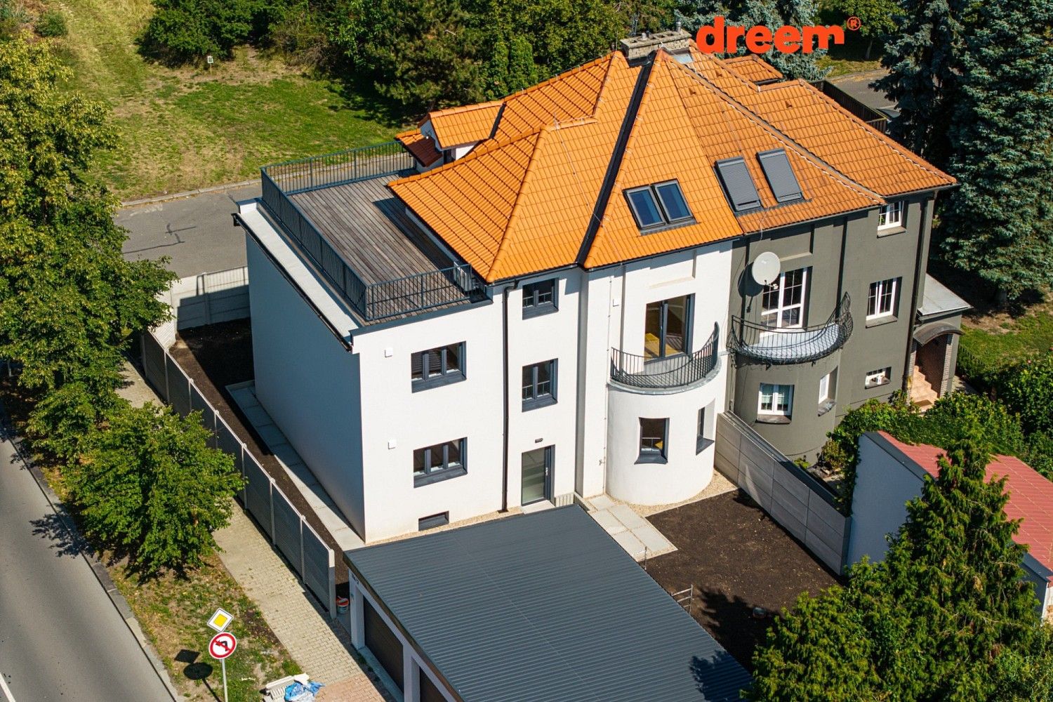Rodinné domy, Praha - Štěrboholy, okres Praha 15, Hlavní město Praha, 200 m² - 2