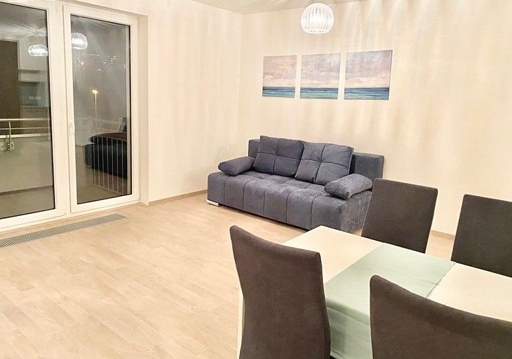 Byt 2+kk · 50 m² · Toufarova 2955/8, Praha - 3