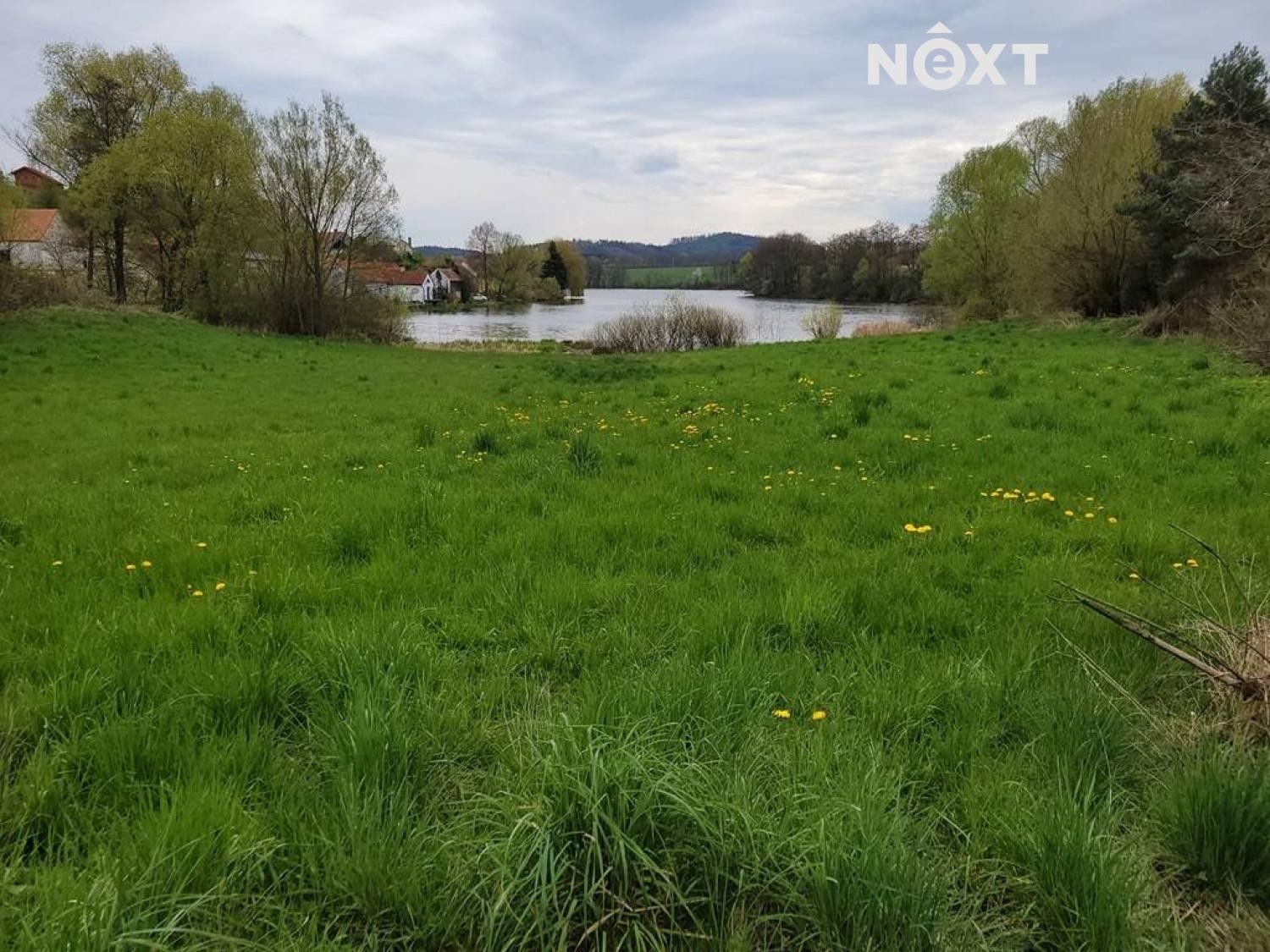 Prodej pozemek pro bydlení - Krty-Hradec