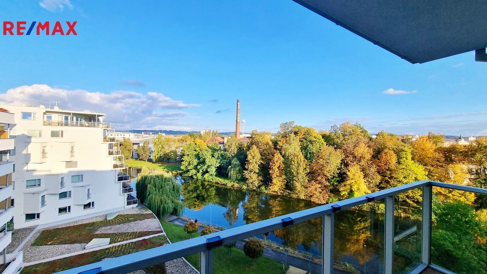 Pronájem byt 2+kk - Volejbalistů, České Budějovice, 68 m²