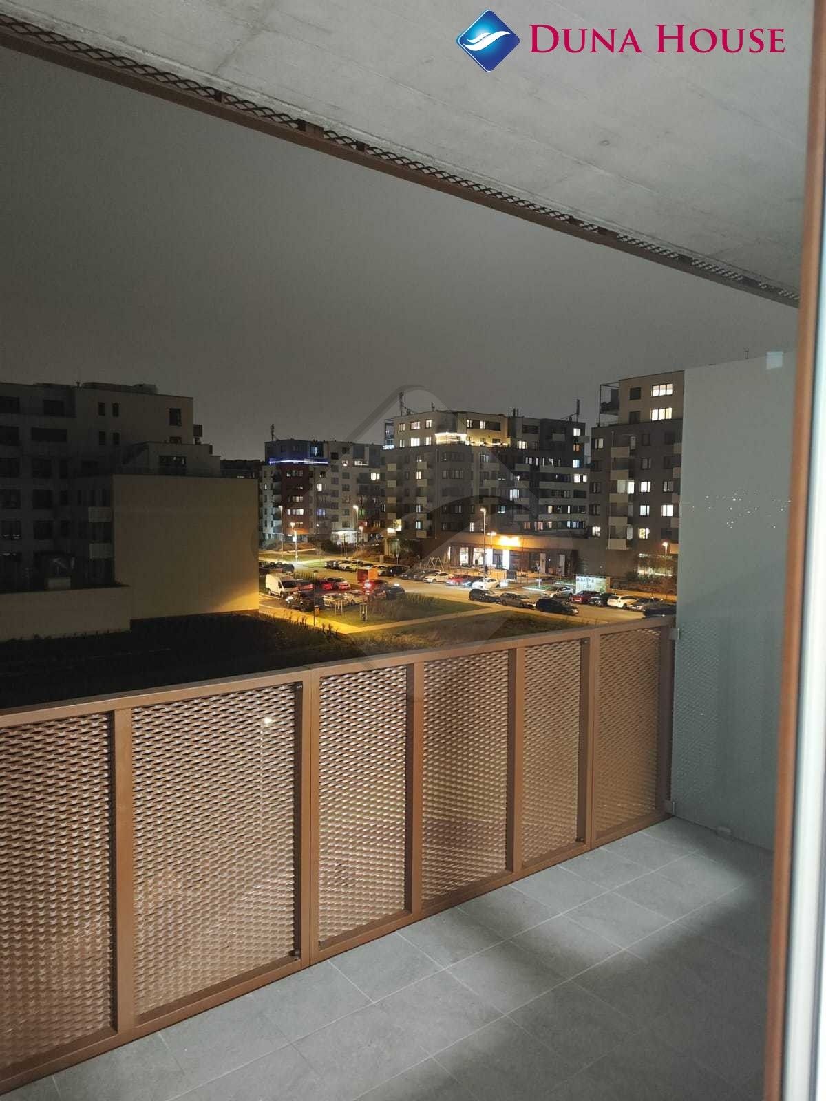 Byt 2+kk · 56 m² · Kardausova, Praha - 4