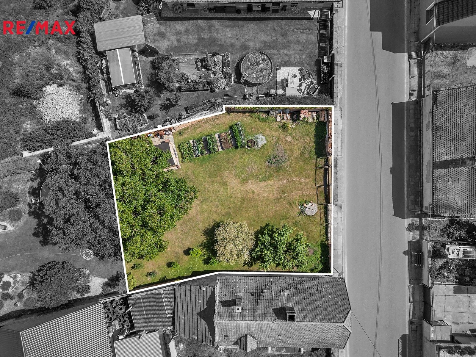 Prodej pozemek pro bydlení - Strašnov, 400 m²