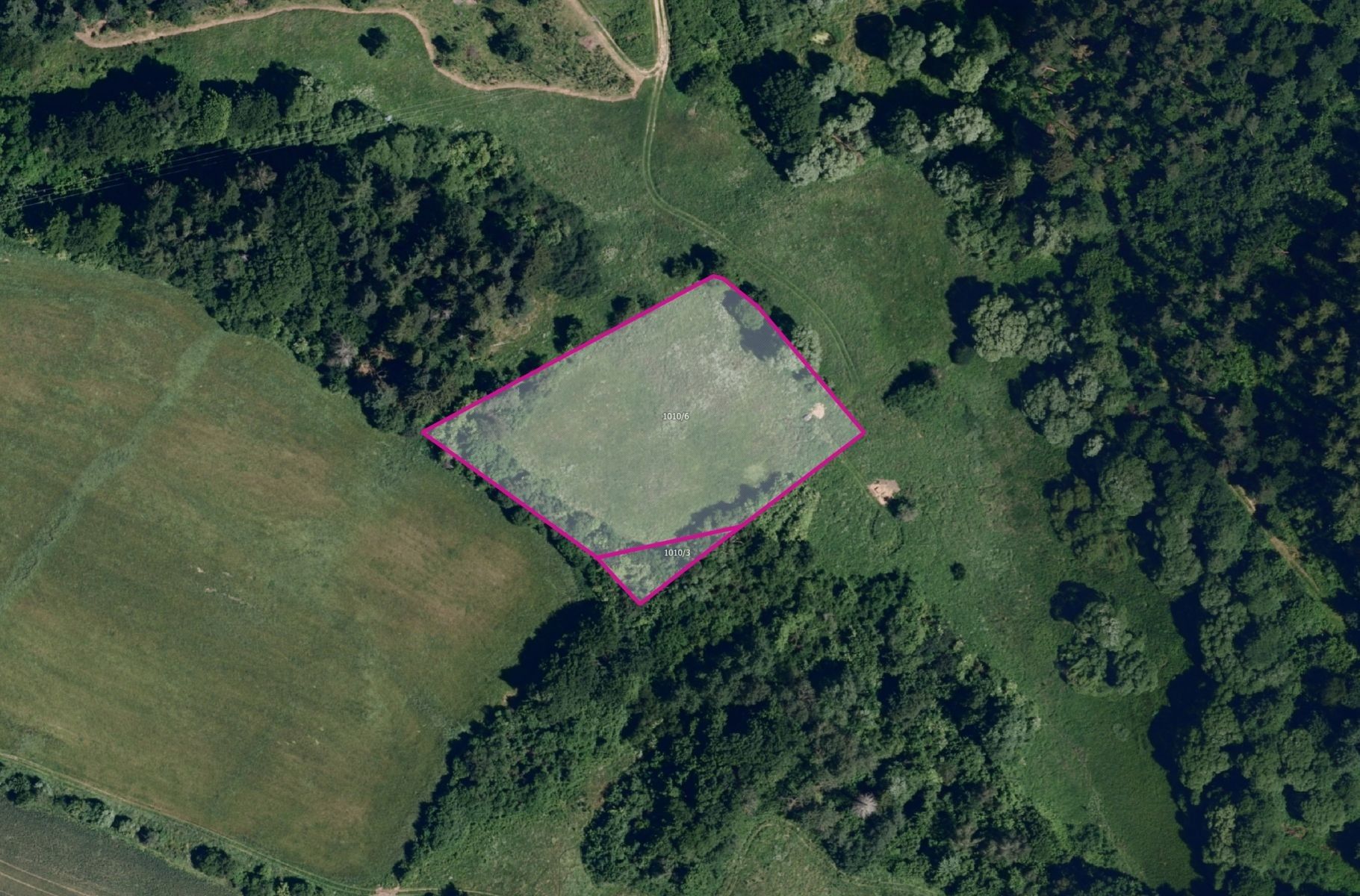 Zemědělský pozemek, 9 329 m²