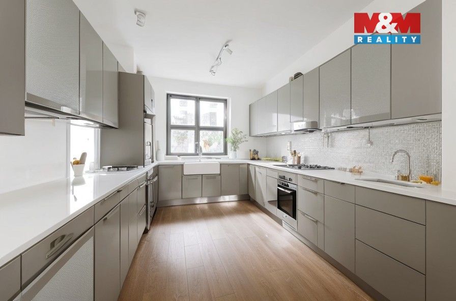 Prodej rodinný dům - Přemyslova, Kostelec nad Labem, 186 m²