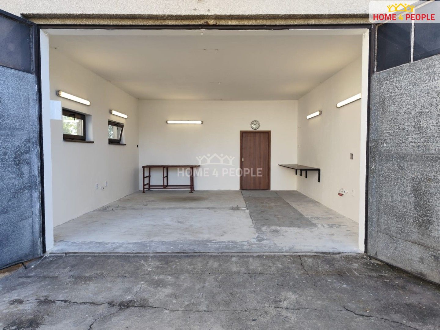 Sklady, Vzdálená, Praha, 59 m²