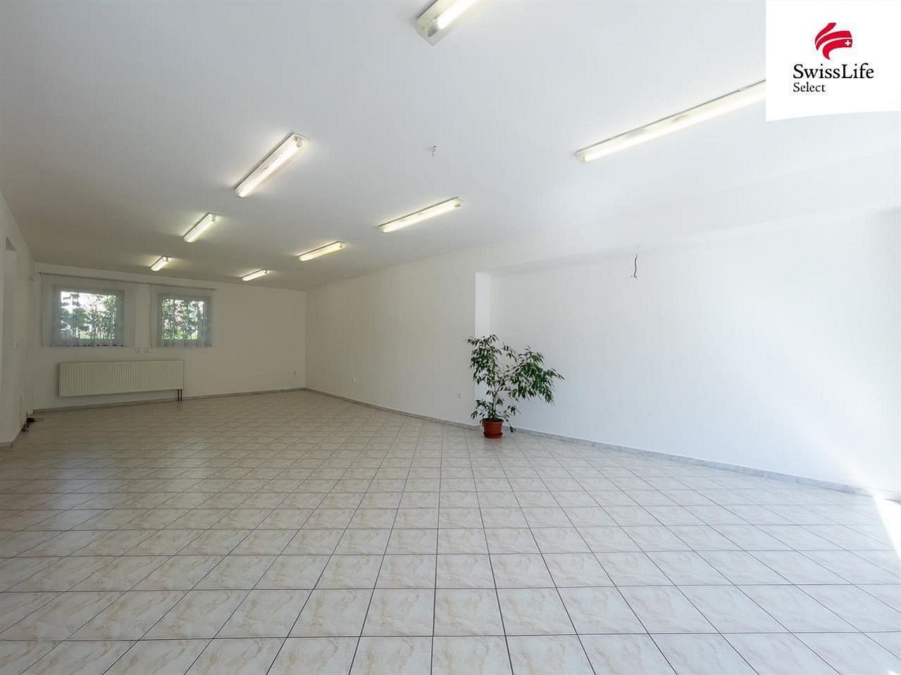 Obchodní prostory, Polička - Horní Předměstí, okres Svitavy, Pardubický kraj, 120 m² - 2