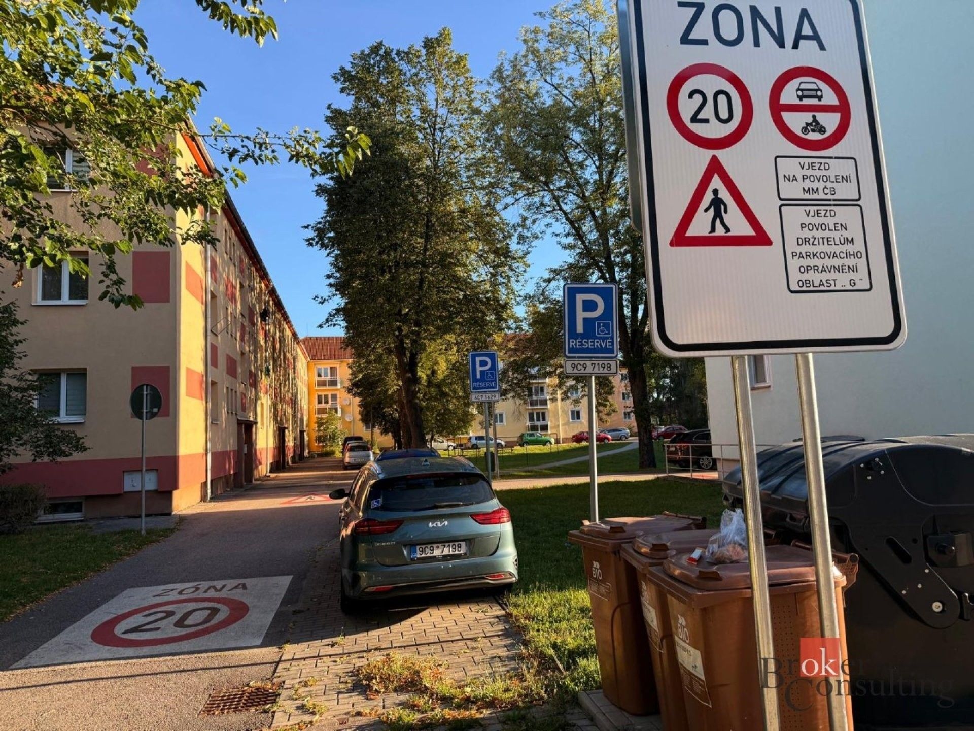 Garáž · 14 m² · Nerudova, České Budějovice 3 - 4