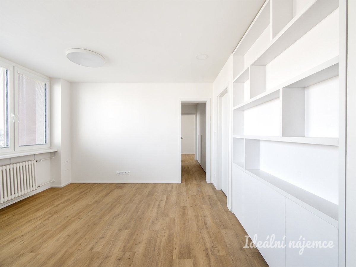 3+1, V zápolí, Praha, 68 m² - 2