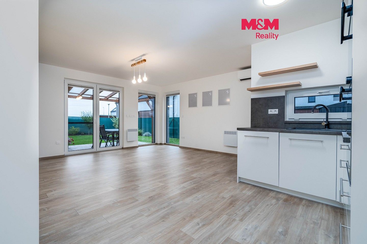 Rodinné domy, Smiřice - Rodov, okres Hradec Králové, 81 m² - 1