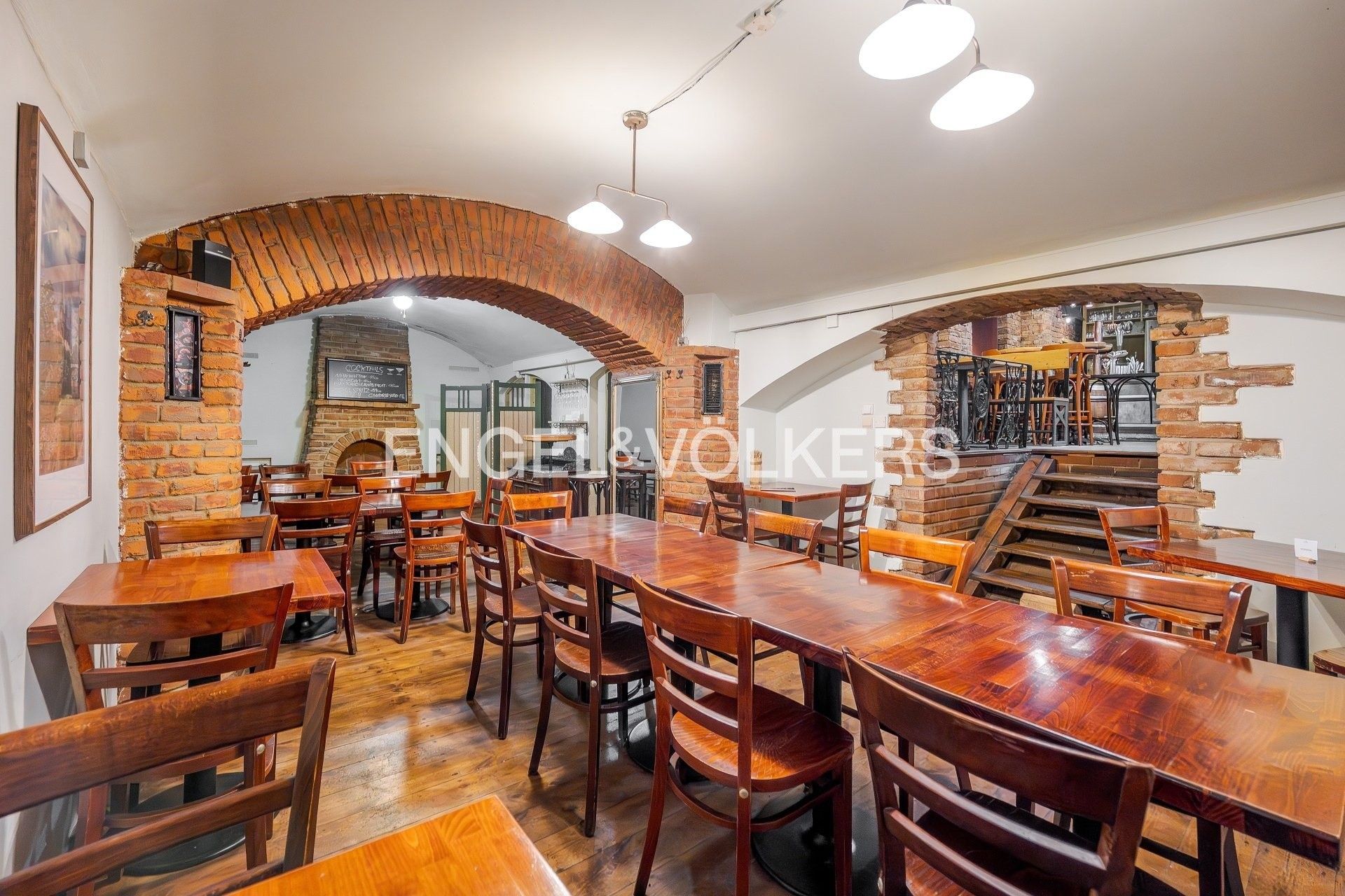 Restaurace, U Dobřenských 268, Praha Staré Město, 119 m² - 1