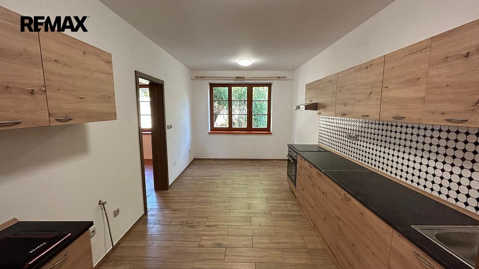 Rodinné domy, Kamenný Přívoz - Kamenný Újezdec, okres Praha-západ, Středočeský kraj, 60 m² - 1
