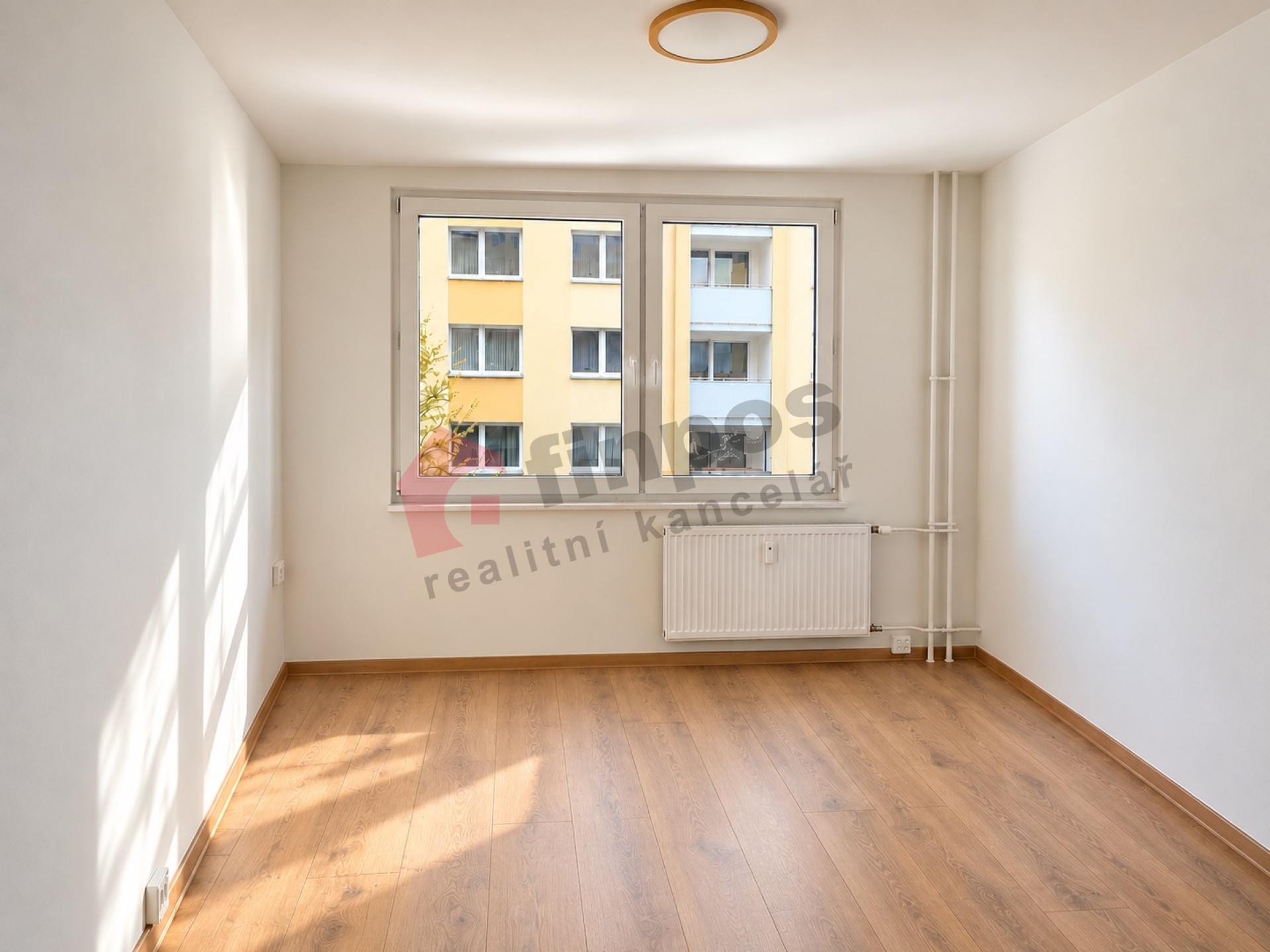 Pronájem byt 1+1 - Ostrov 2211, Žatec, 36 m² - 2