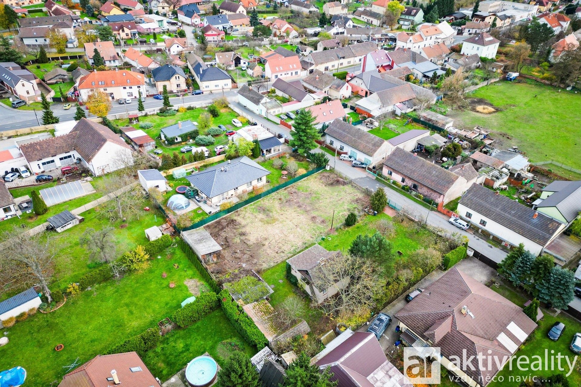 Prodej pozemek pro bydlení - Jiskrova, Libiš, 927 m²