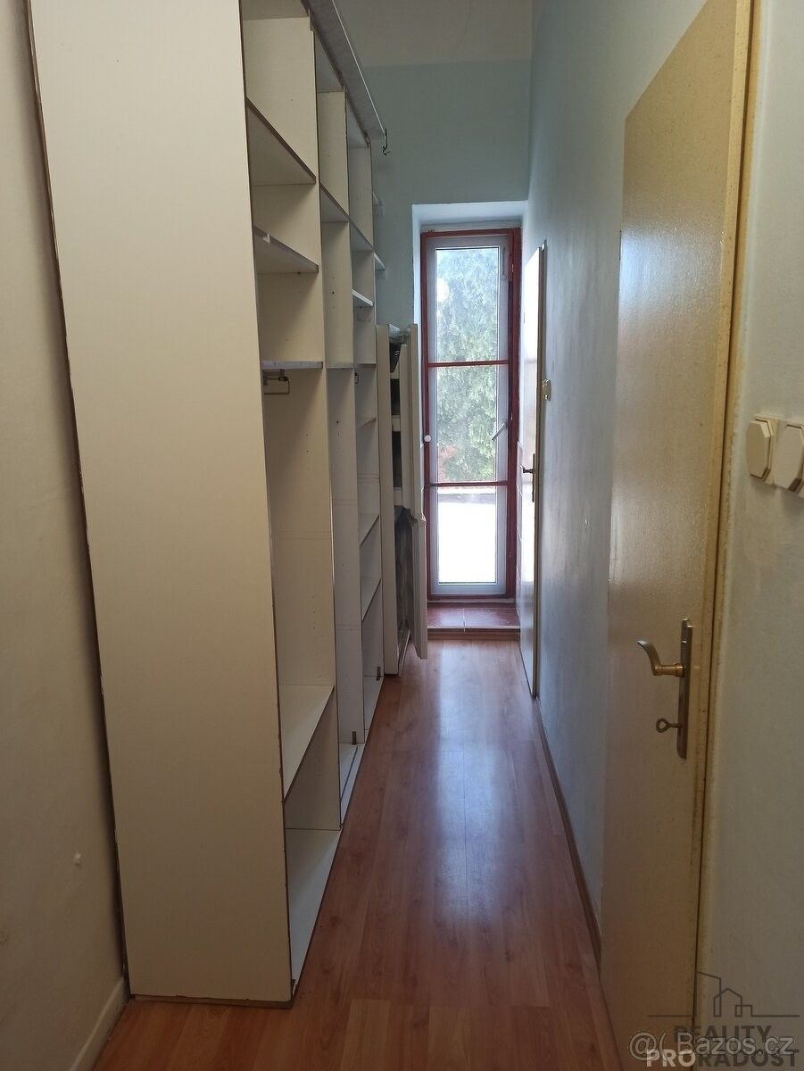 Pronájem byt - Holešov, 769 01