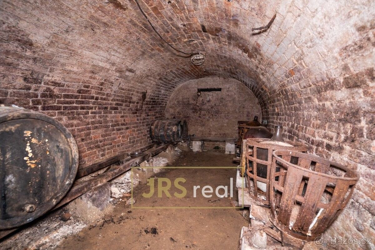 Prodej ostatní - Popice, 691 27