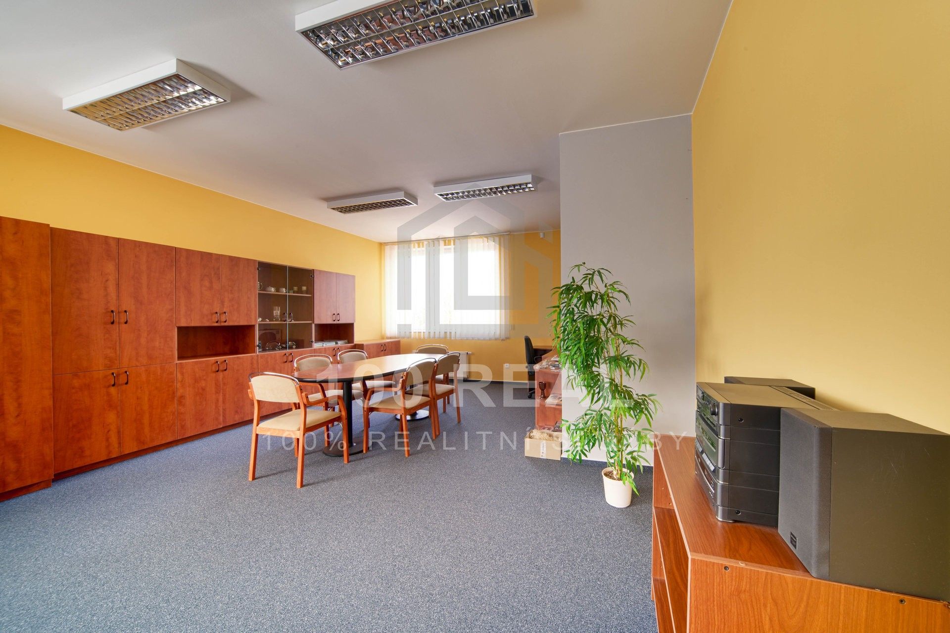 Pronájem kancelář - Za Škodovkou, Hradec Králové, 93 m²