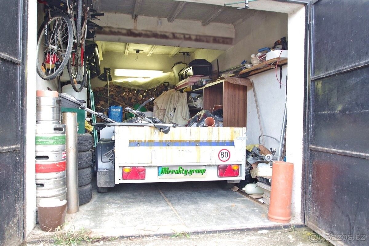 Garáže, Slavkov u Brna, 684 01
