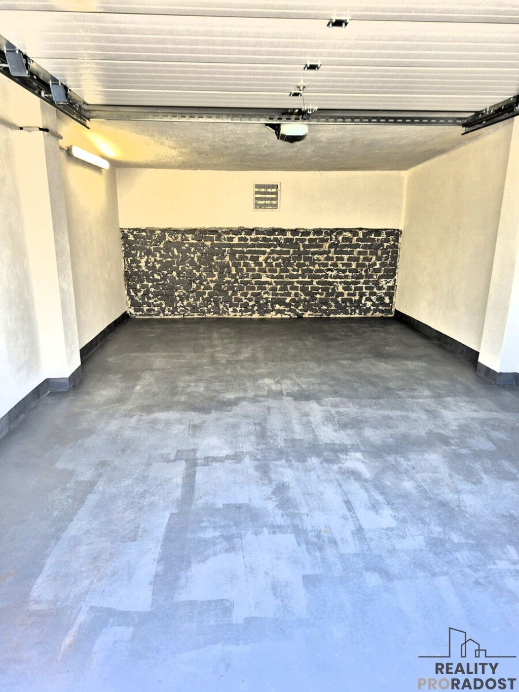 Garáž · 22 m² · U Potoka, Znojmo - 3