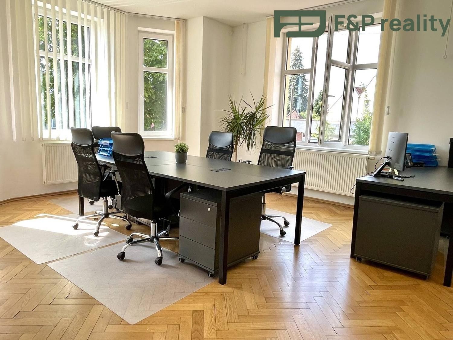 Obchodní prostory, Pražská, Kolín, 121 m² - 2