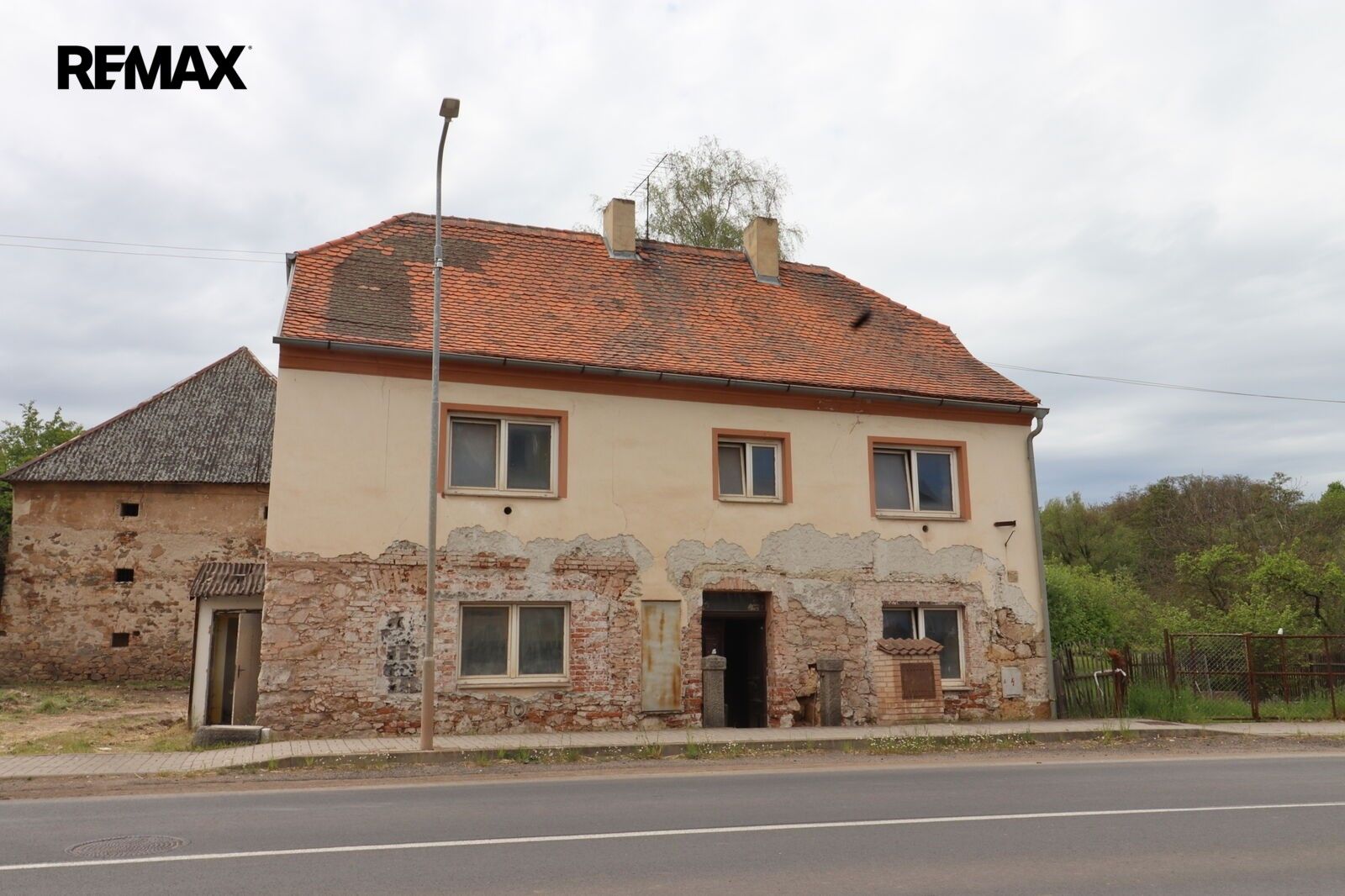 Rodinné domy, Podbořanská 113, Lubenec, 550 m² - 1