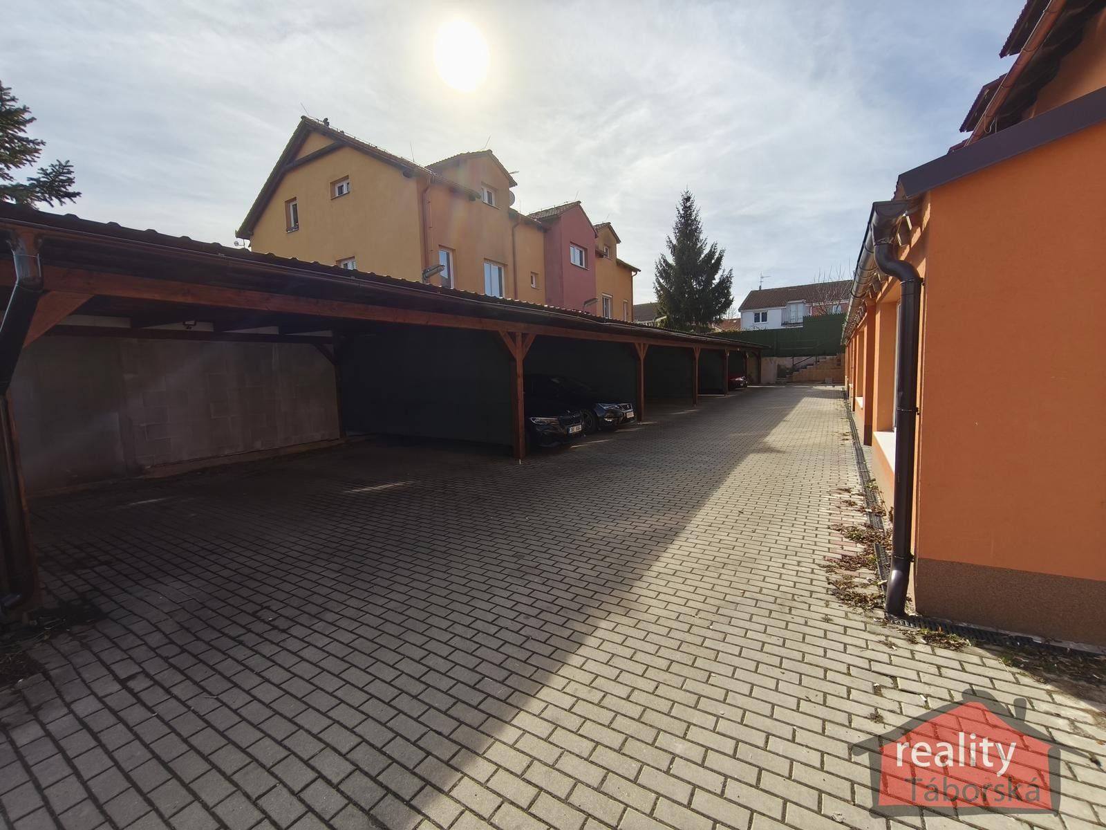 Prodej byt 2+1 - Na Návsi, Nupaky, 94 m²