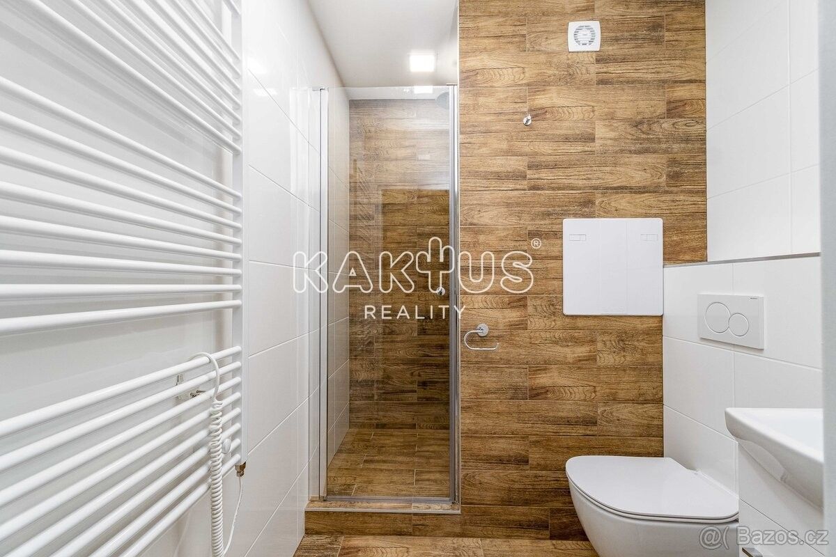 Pronájem byt - Ostrava, 708 00