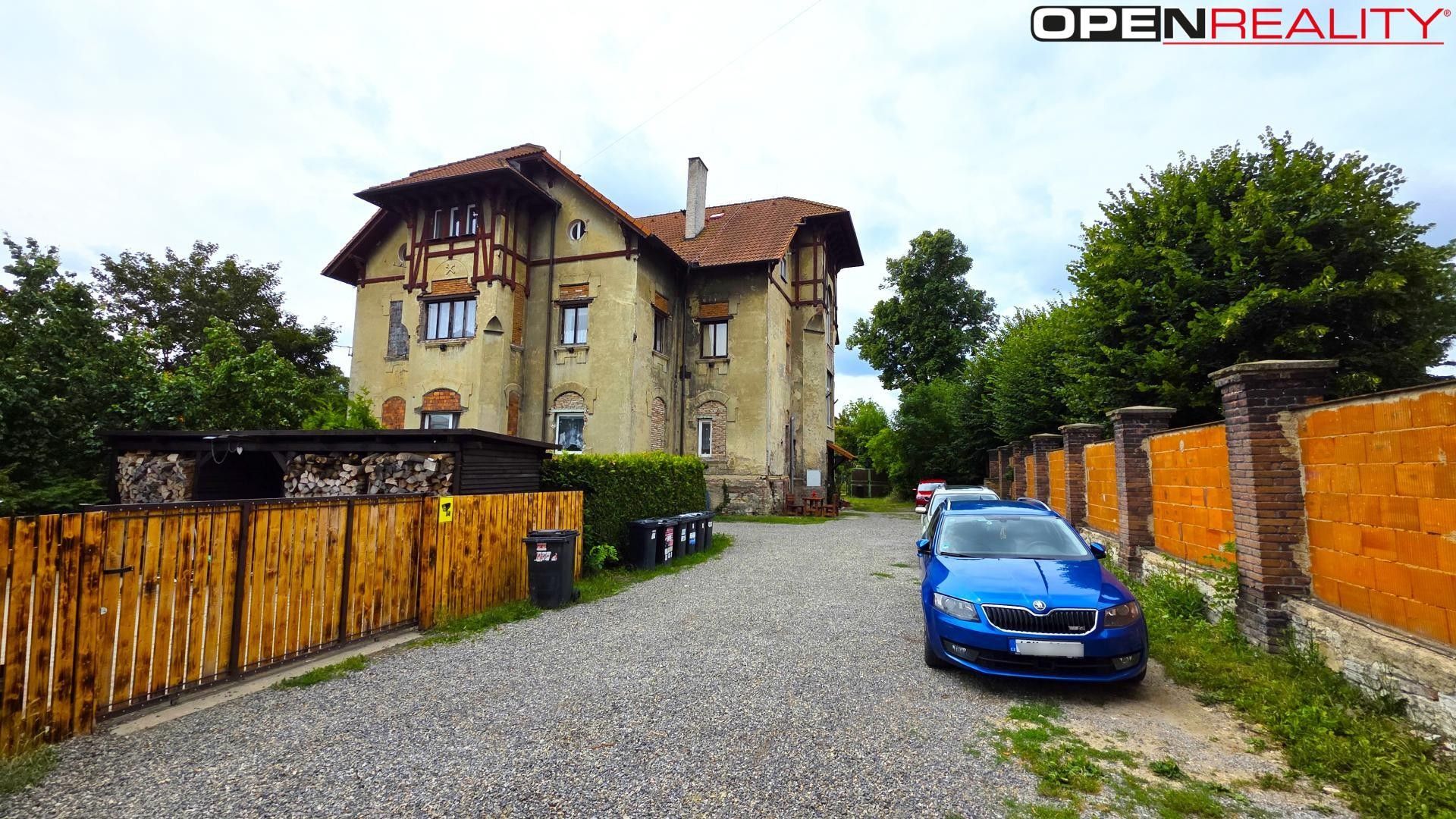3+kk, Lípová, Pchery, 104 m² - 1
