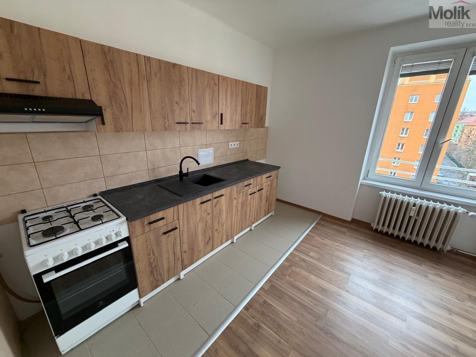 2+1, W. A. Mozarta, Most, 56 m²