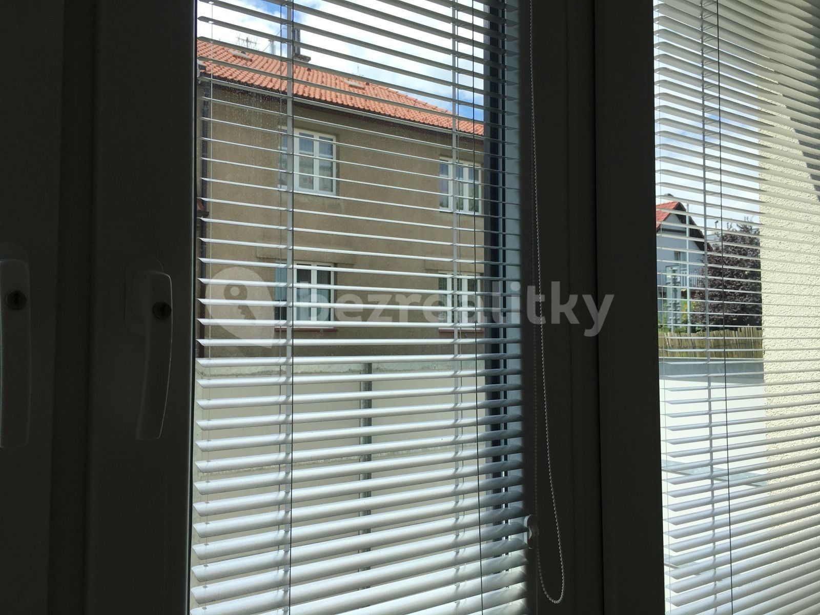 Pronájem byt 1+kk - Pod Jarovem, Praha - Žižkov, 33 m² - 5