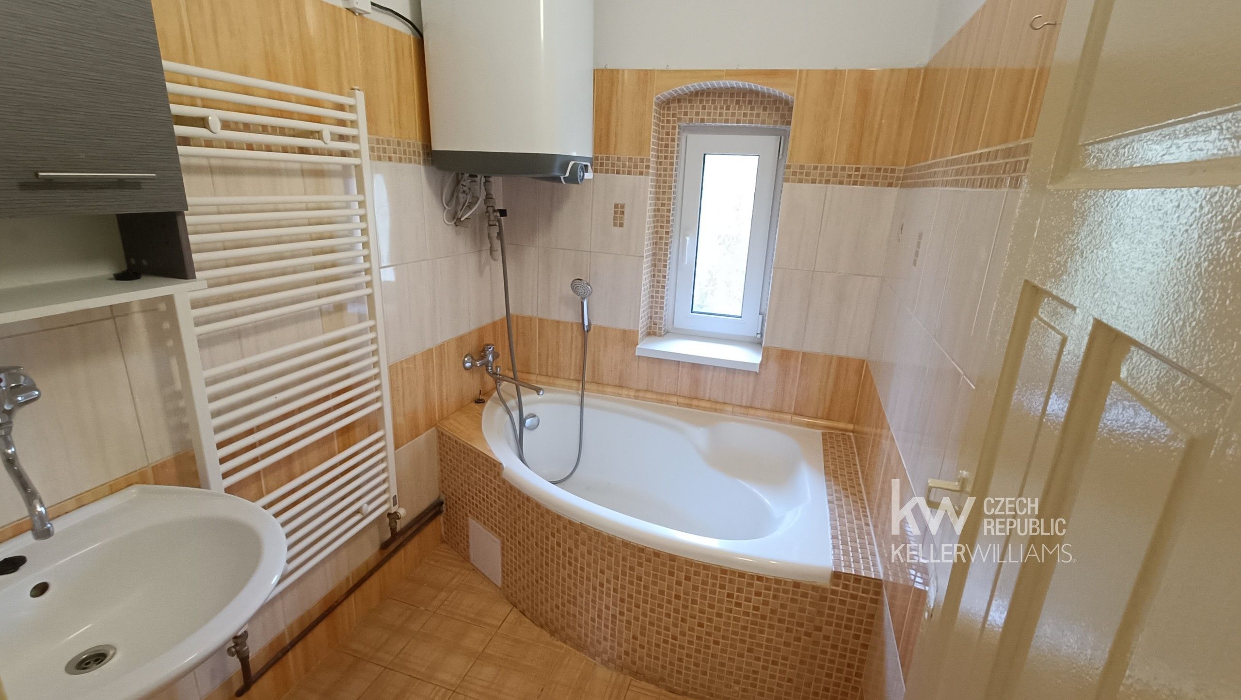 Byt 3+kk · 85 m² · Mariánská 274, Bochov - 4