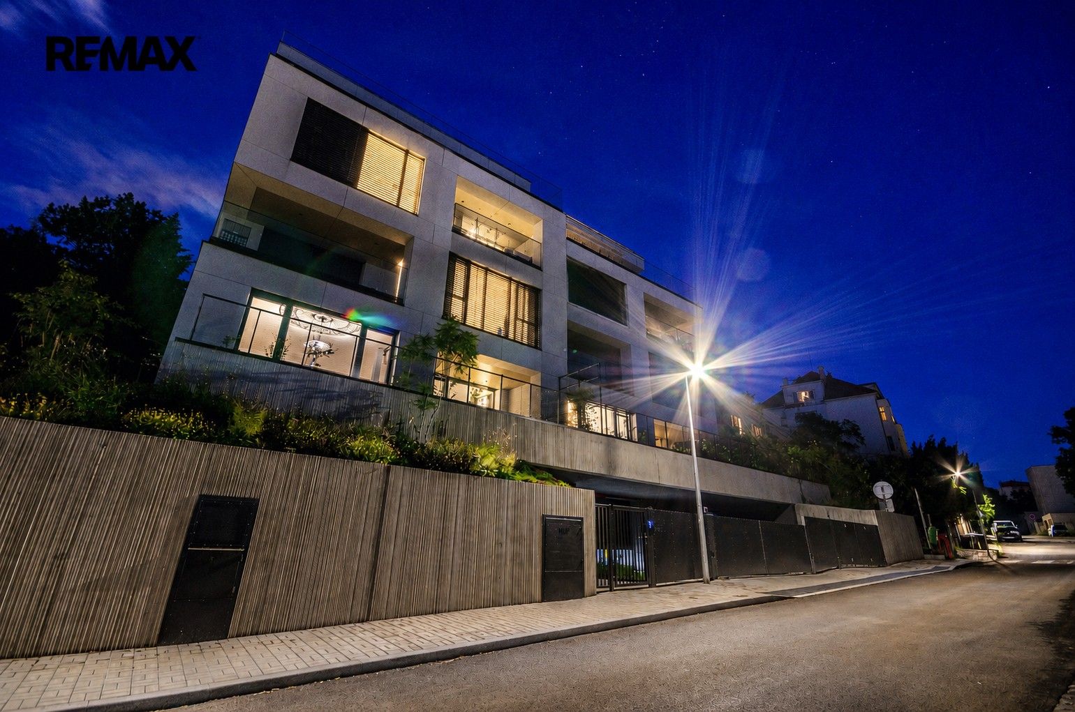 2+kk, Ve svahu 1216, Praha Podolí, 53 m² - 2