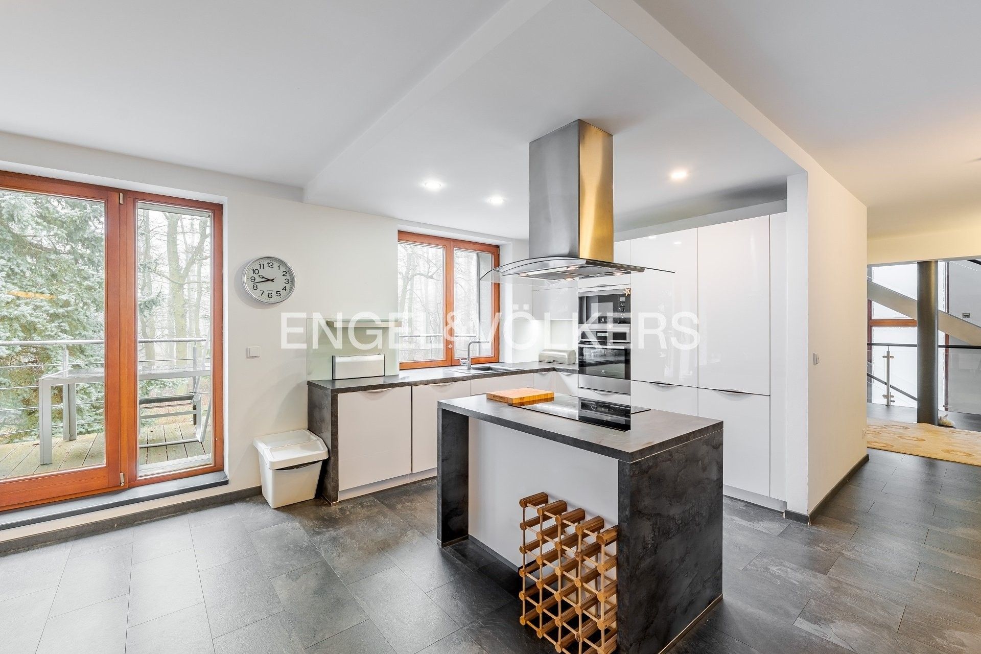 Rodinné domy, Poběžovická 823, Praha, 320 m²