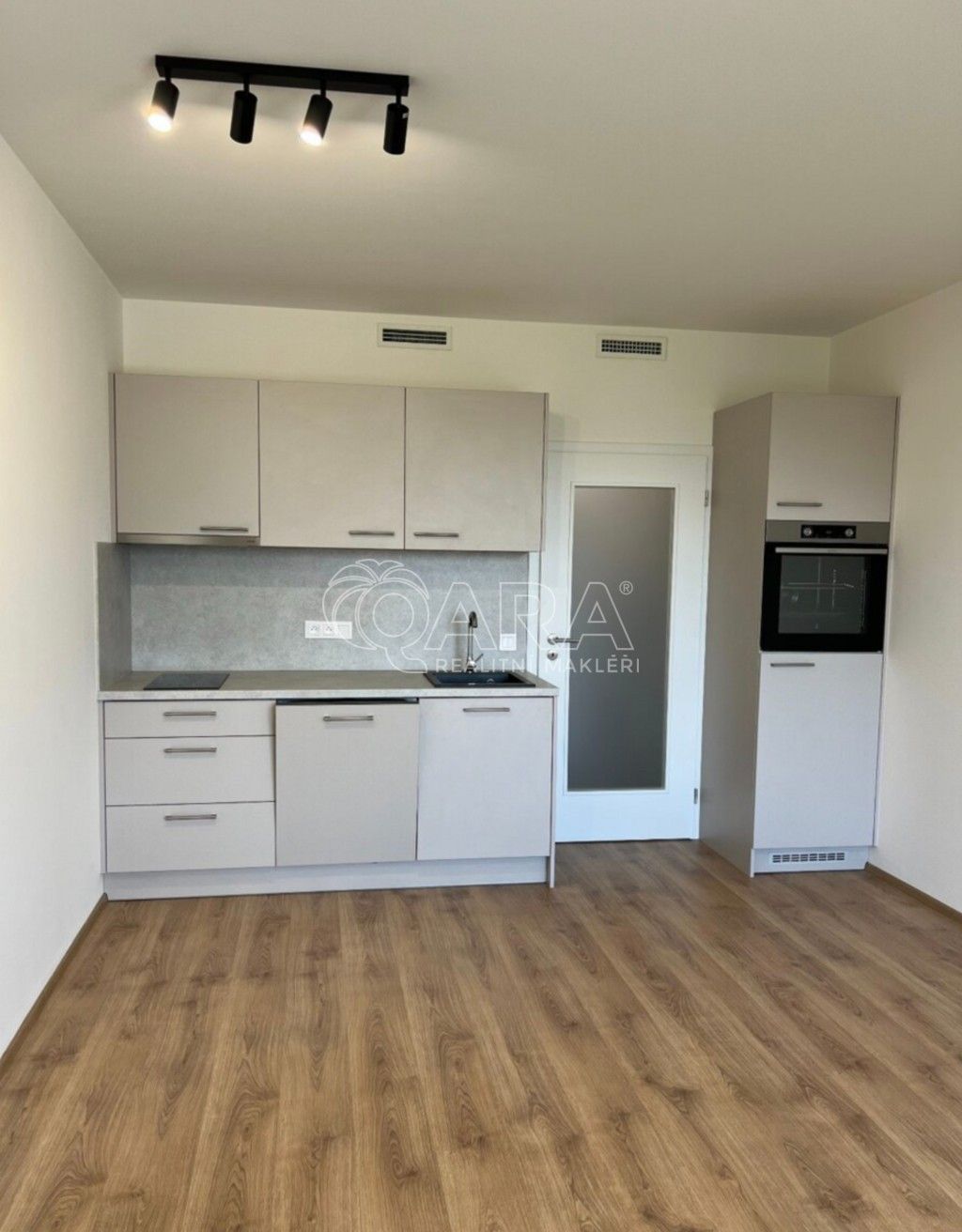 1+kk, Ďáblická, Praha, 28 m²