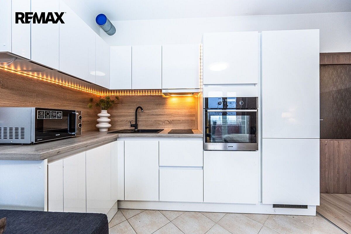 Byt 1+kk · 33 m² · Sicherova, Praha 9 - Kyje - 2