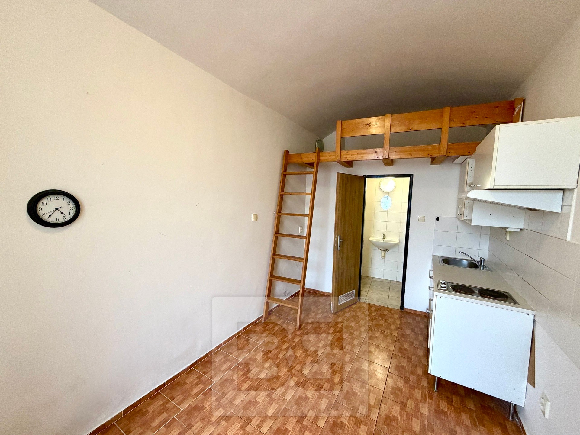 Byt · 14 m² · Krátká, Štětí - 4