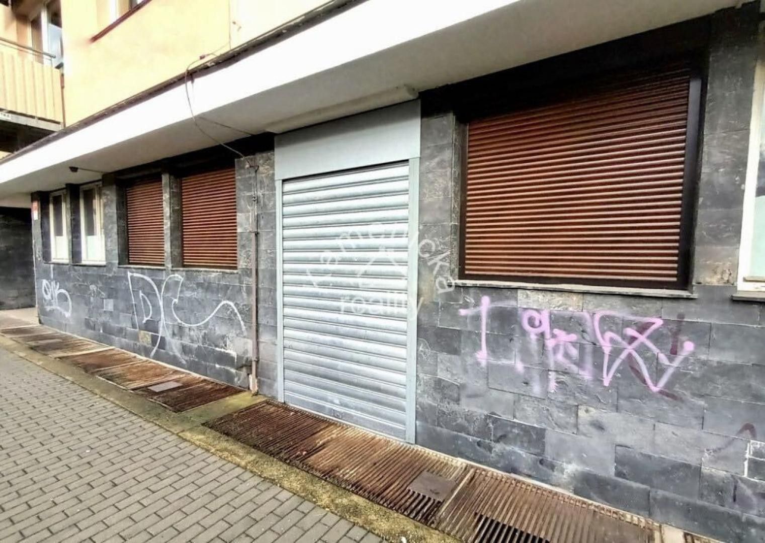 Prodej obchodní prostory - Pražská tř., České Budějovice, 137 m²