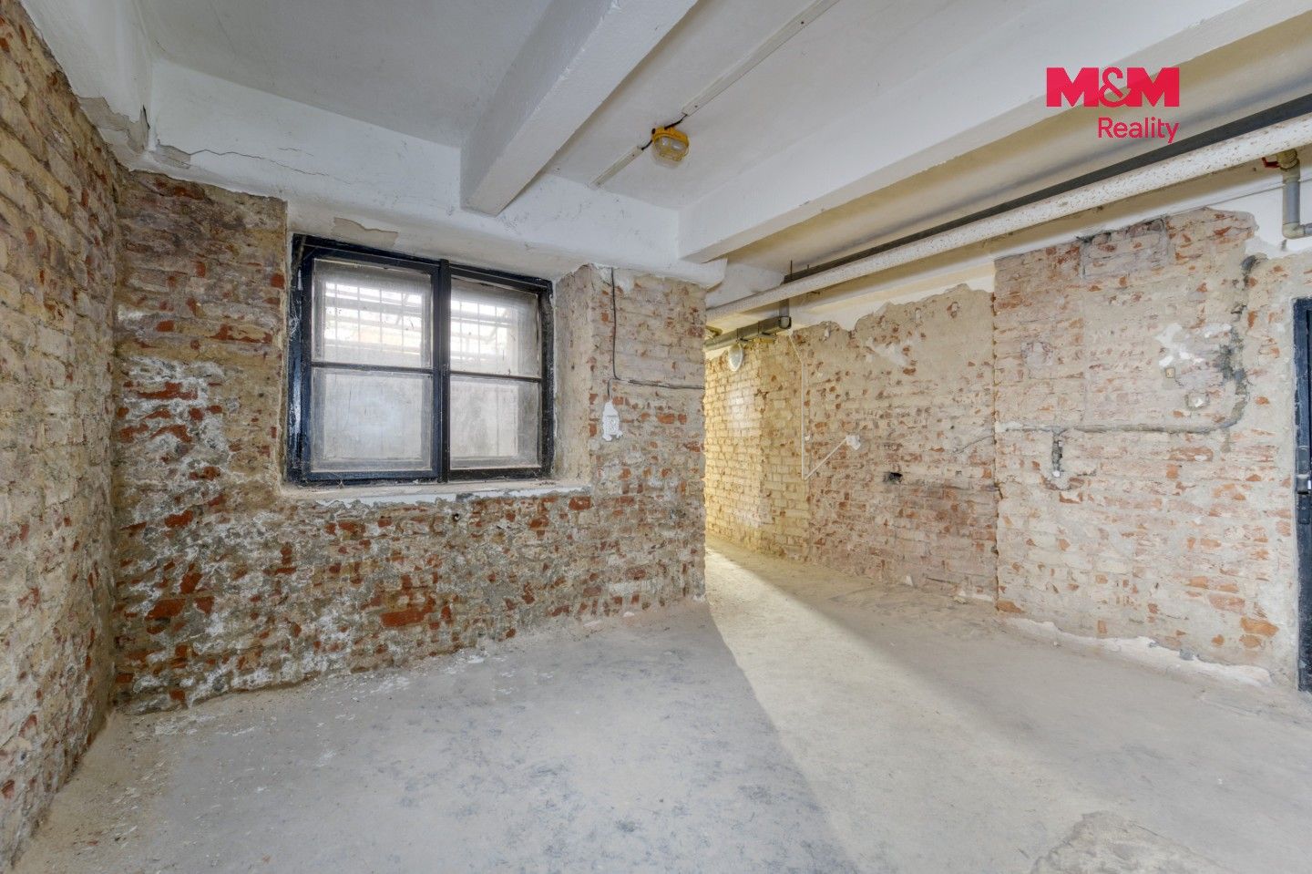 Obchodní prostory, Jugoslávských partyzánů, Praha, 16 m² - 2