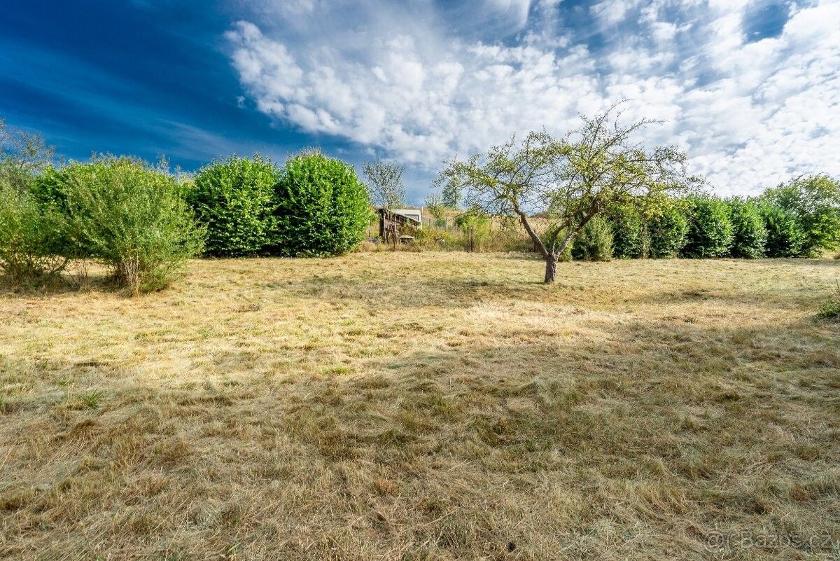 Prodej pozemek pro bydlení - Jihlava, 586 01, 2 242 m²