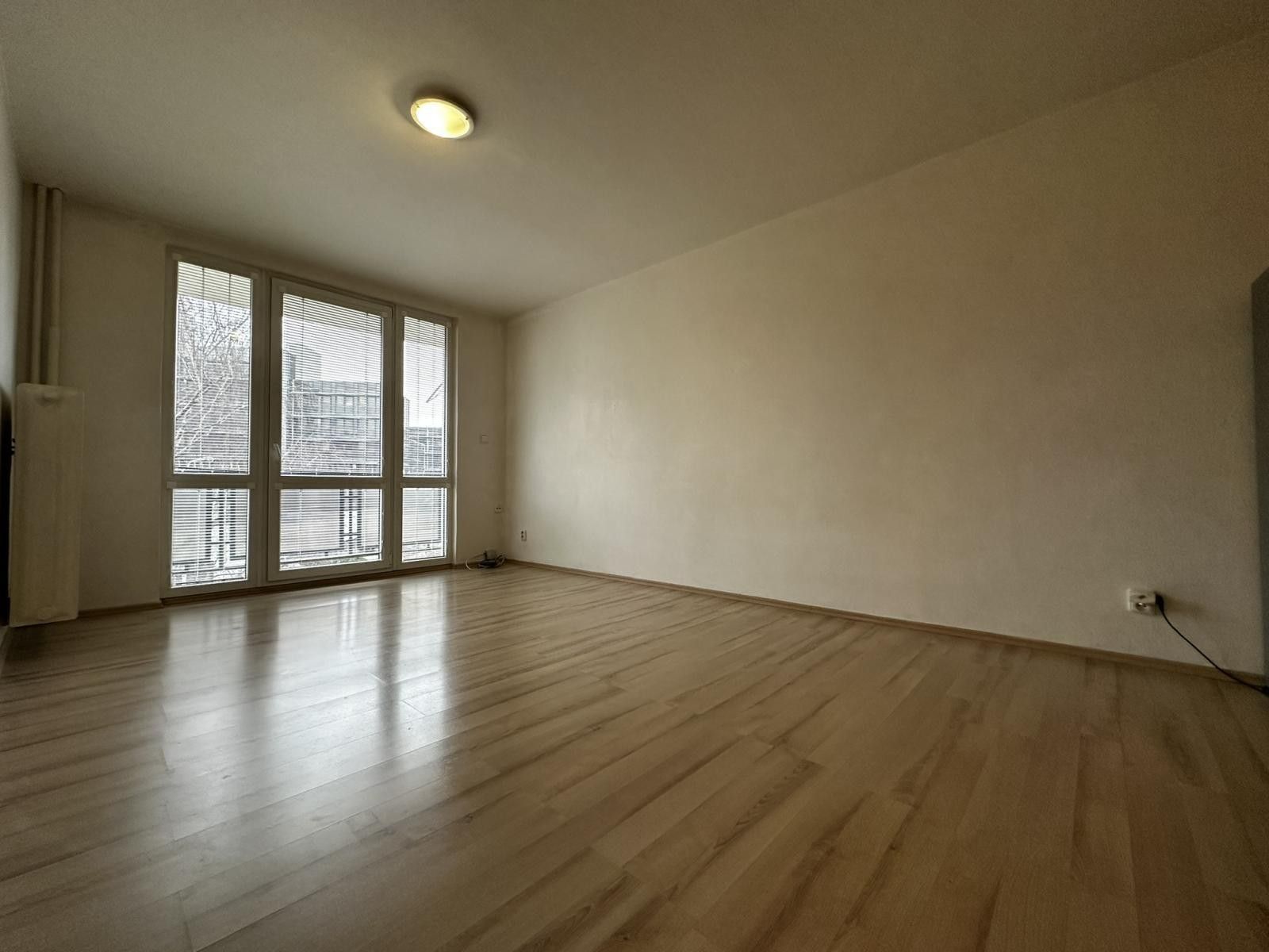 3+kk, Žateckých, Praha, 60 m²