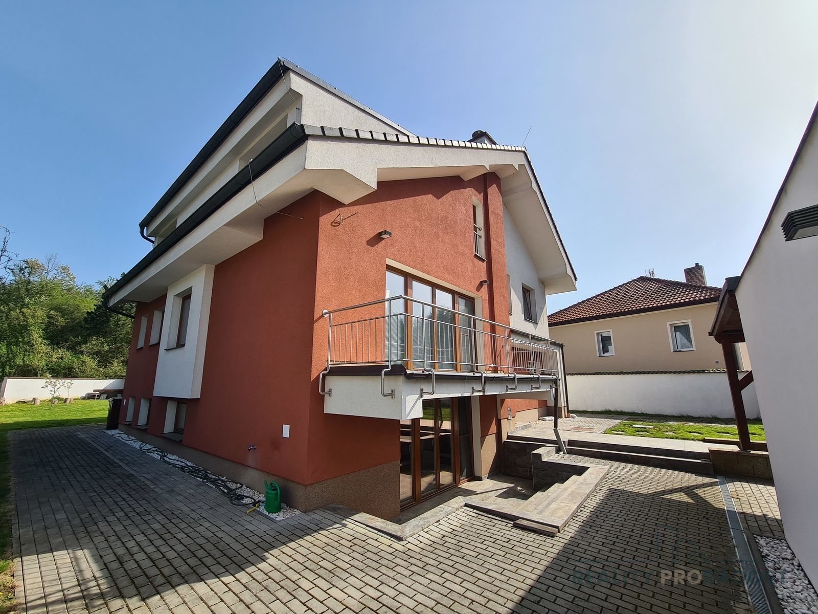 Prodej rodinný dům - V závětří, Loděnice, 280 m²