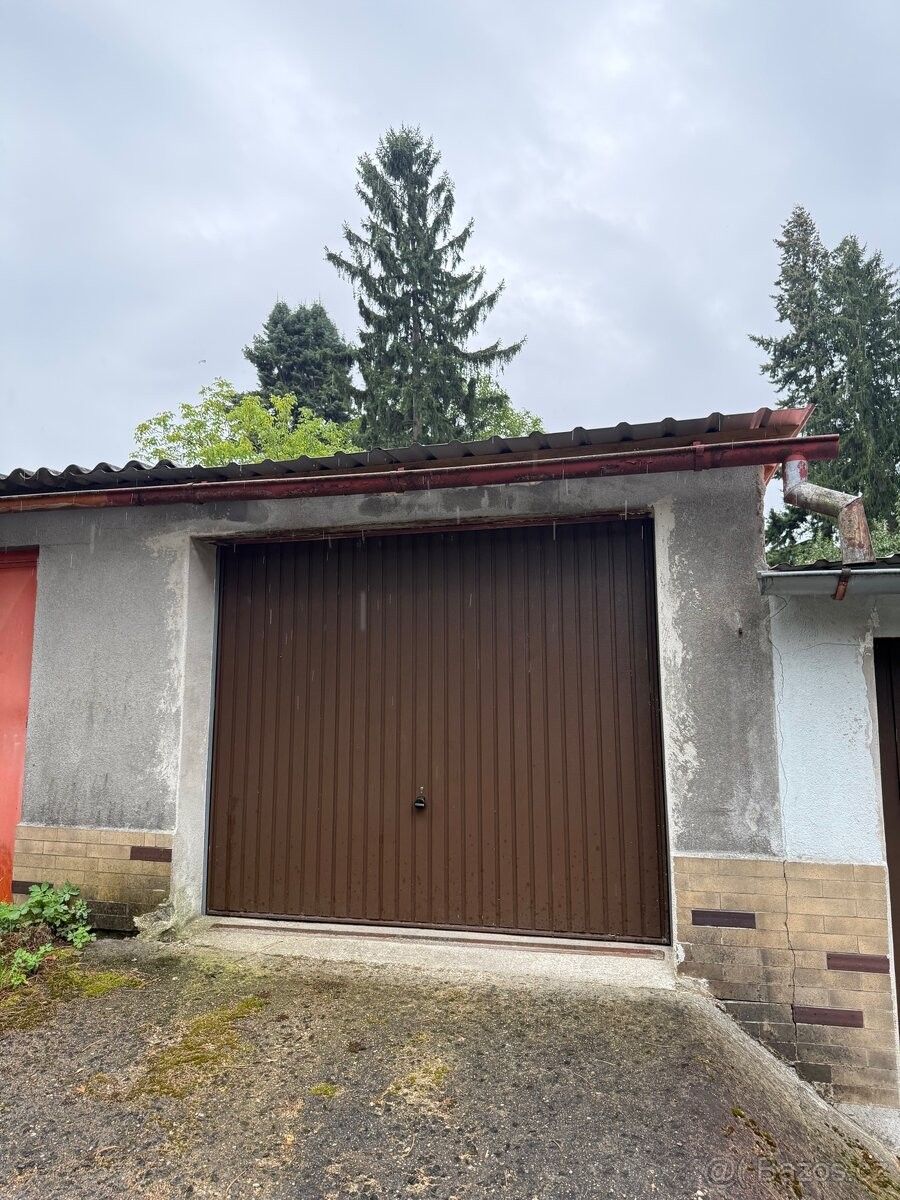Garáže, Česká Lípa, 470 01 - 1