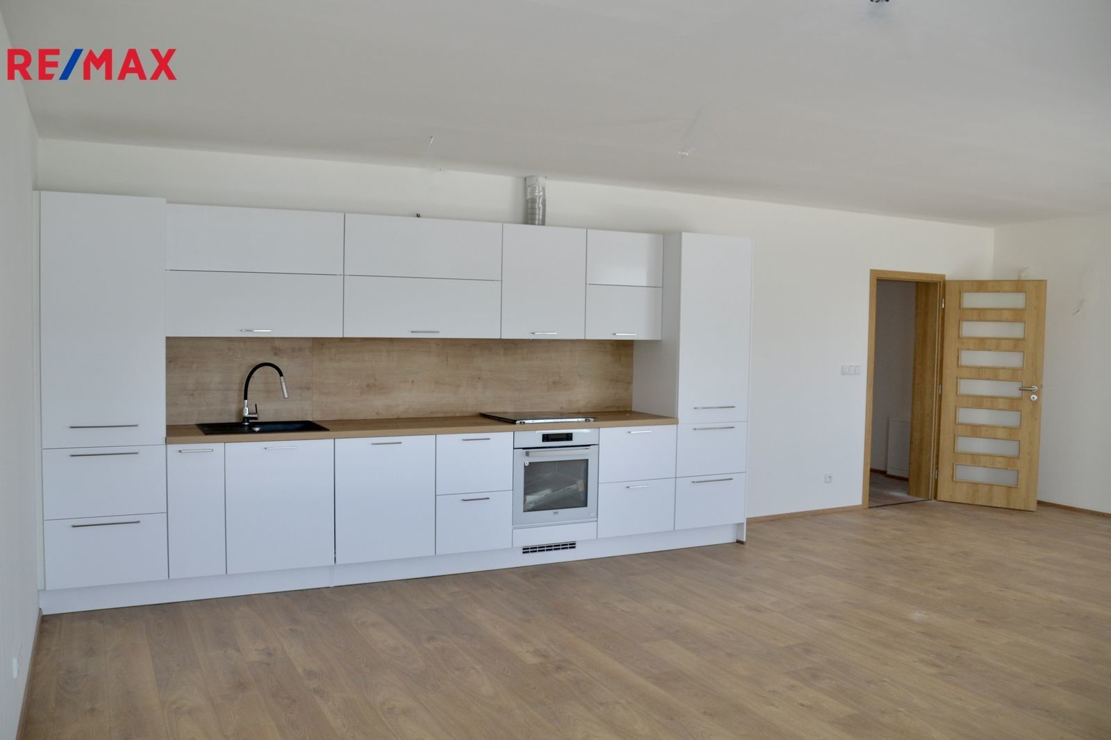 Prodej byt 3+kk - Česko, 91 m²