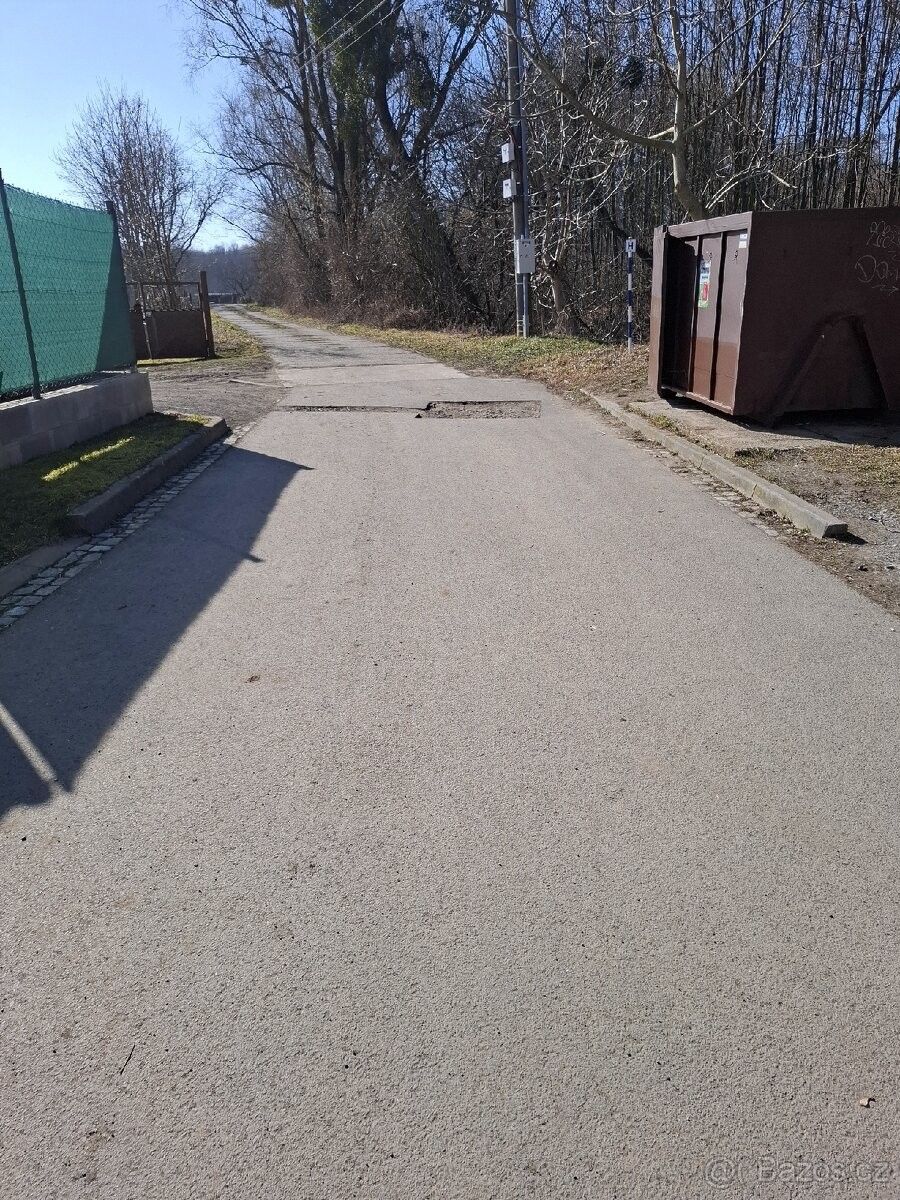 Prodej pozemek pro bydlení - Chropyně, 768 11