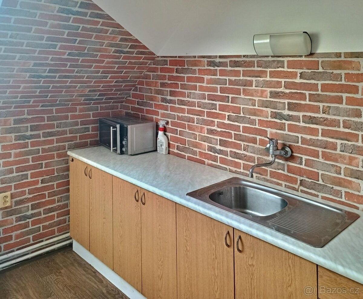 Pronájem restaurace - Velké Meziříčí, 594 01