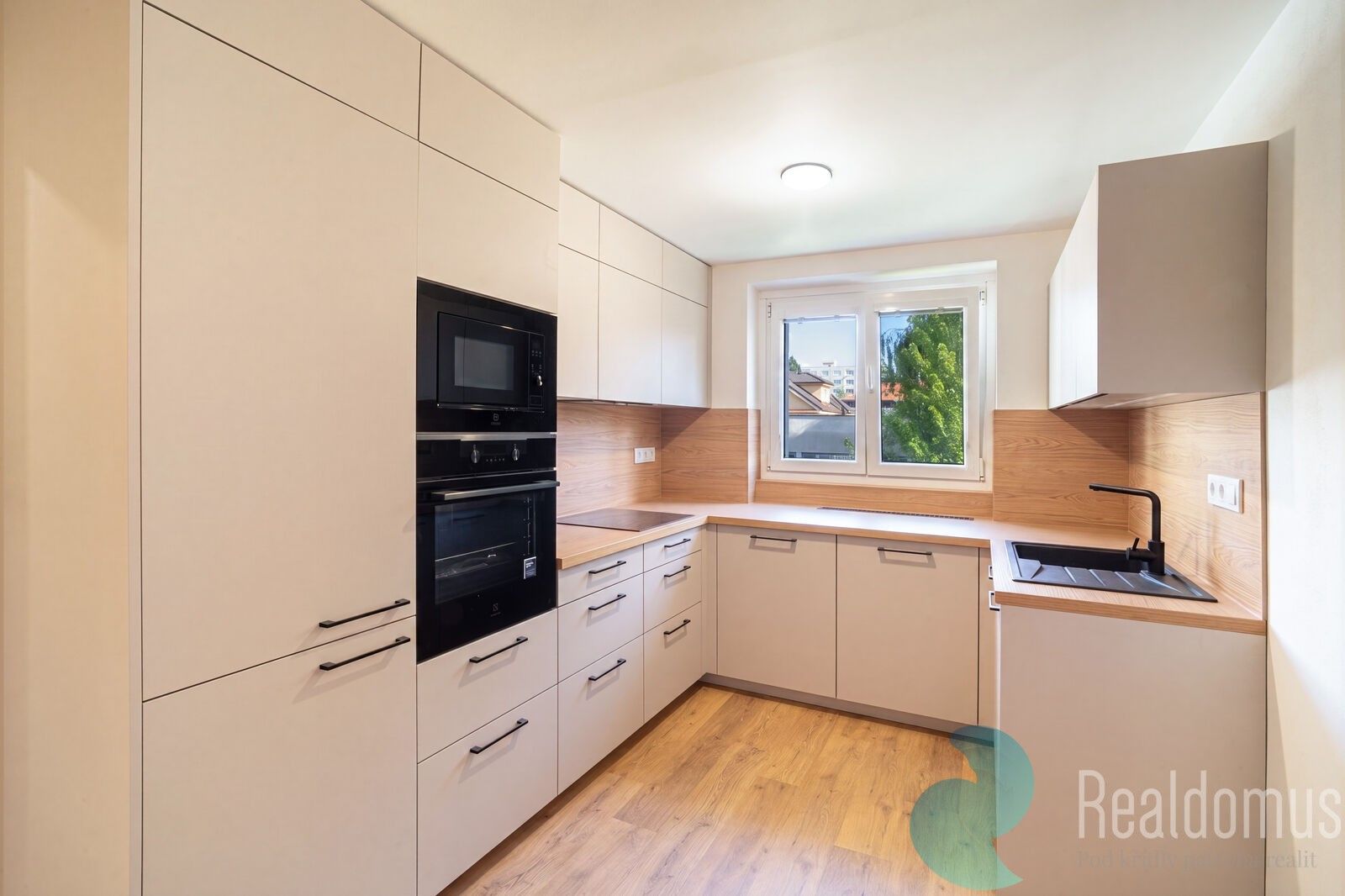 2+1, Zachariášova, České Budějovice 3, 56 m² - 1