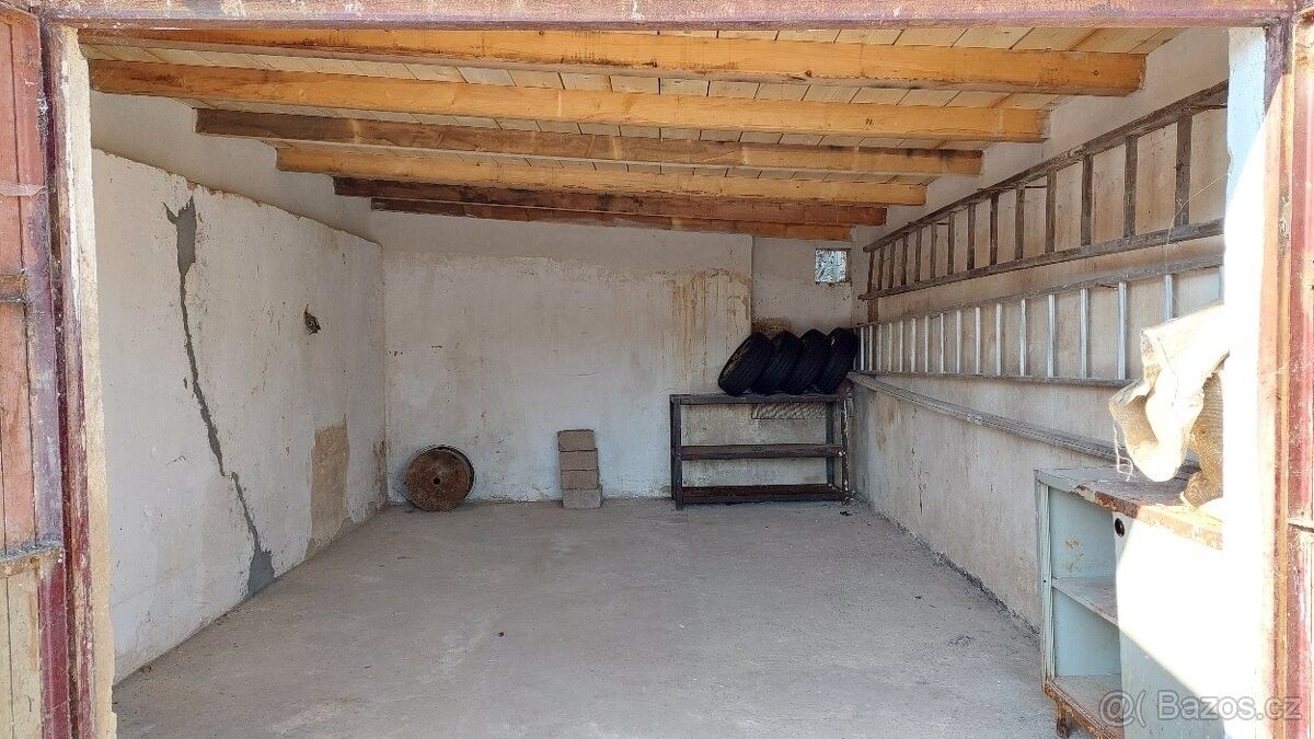 Garáže, Děčín, 405 02 - 2